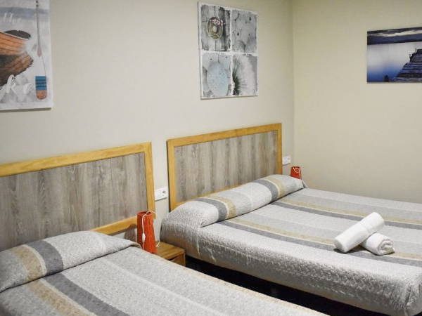 hostal_visitarenys_hostalet_01