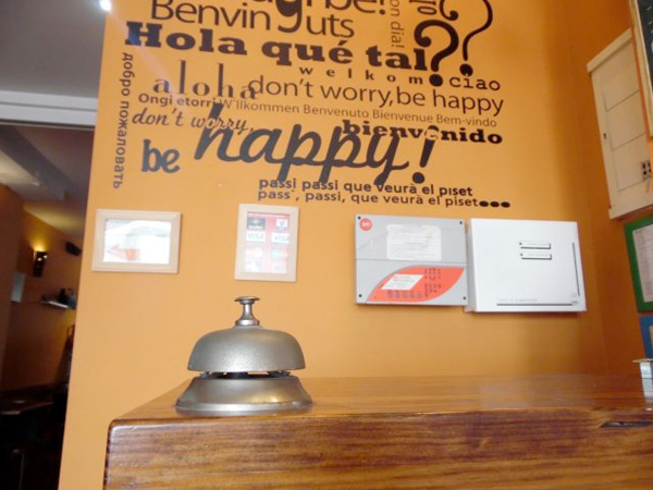 hostal_visitarenys_lalluna_01